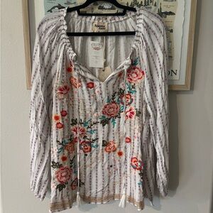 Savanna Jane White Floral Embroidered Blouse